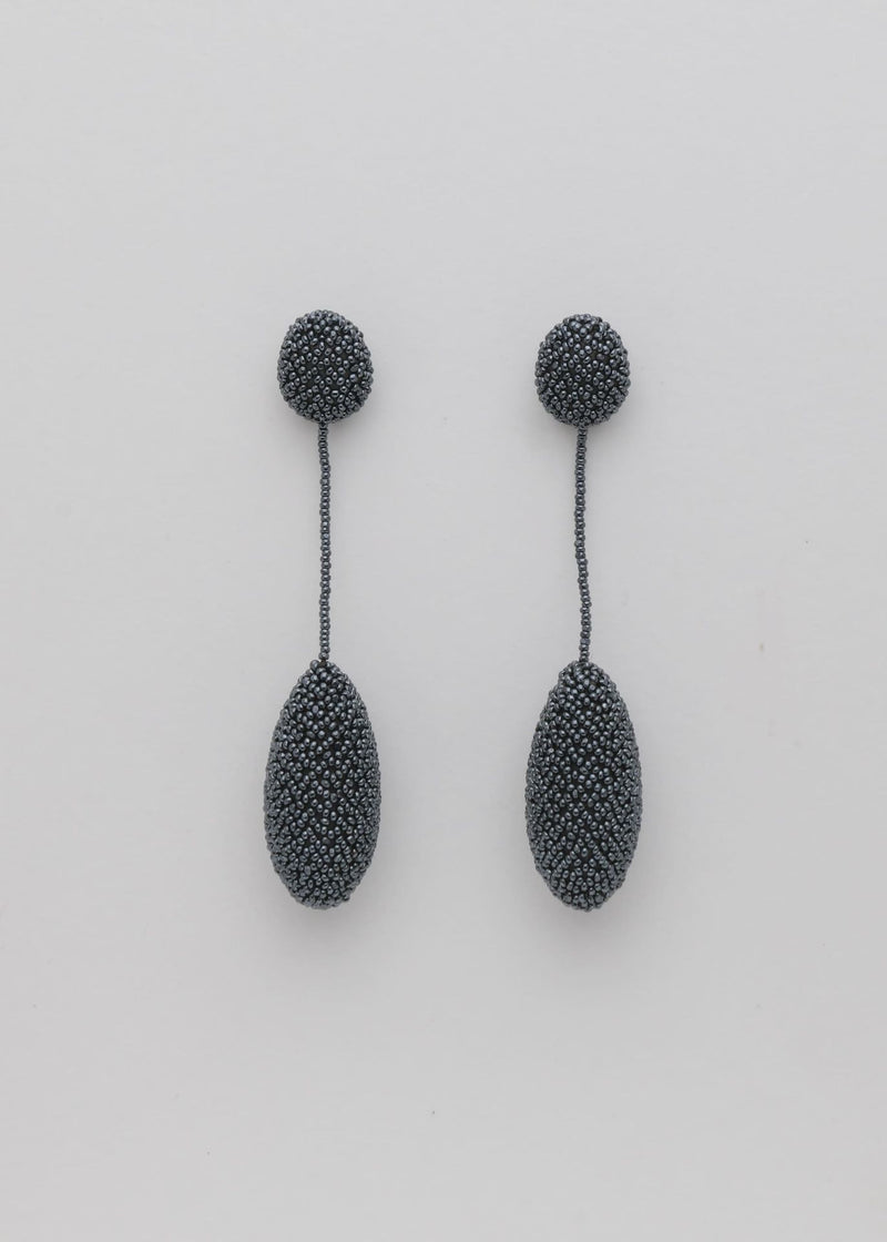 ARETES COLGANTES TAWARI GRIS METALICO