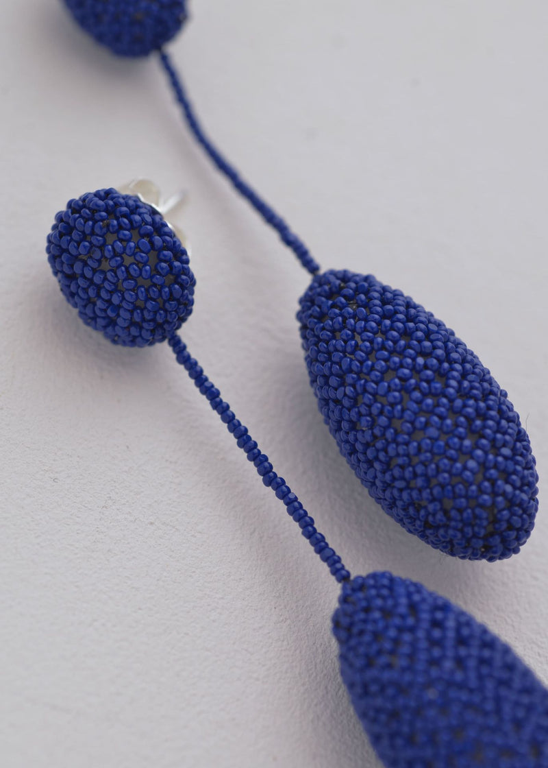 ARETES COLGANTES TAWARI AZUL REY OSCURO