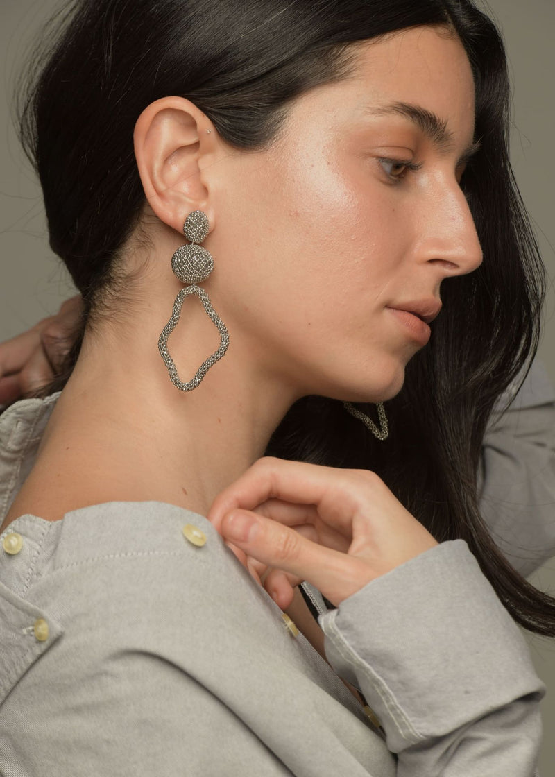 ARETES HAUTE TAWARI PLATINO