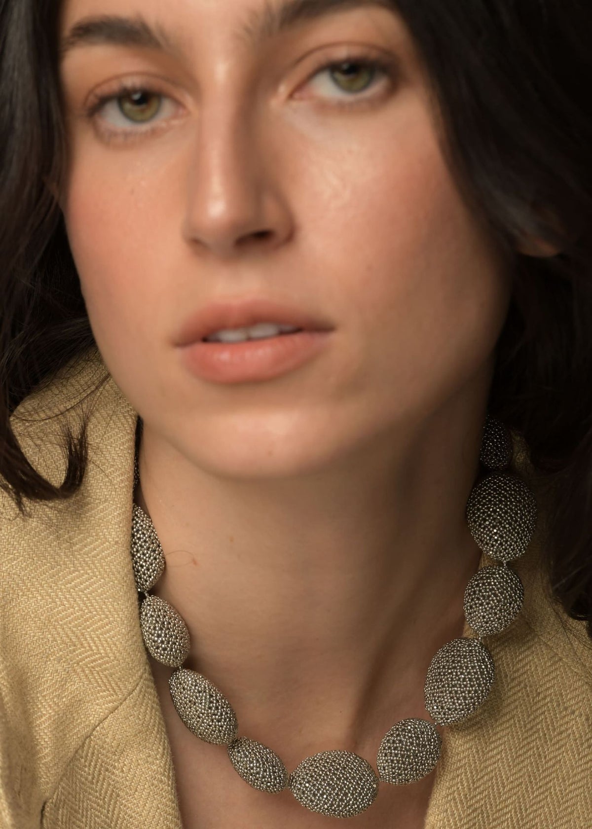 COLLAR TAWARI PLATINO