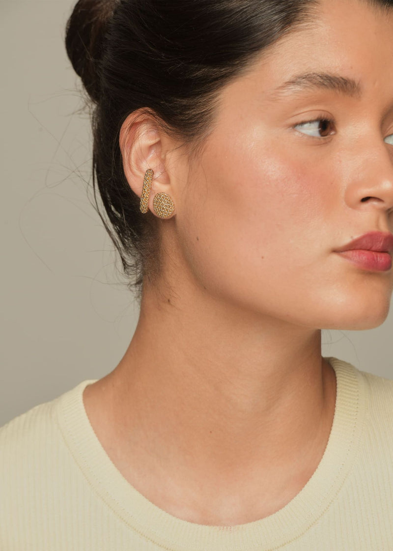 EARCUFF SENCILLO MARTHA ORO PLATINO