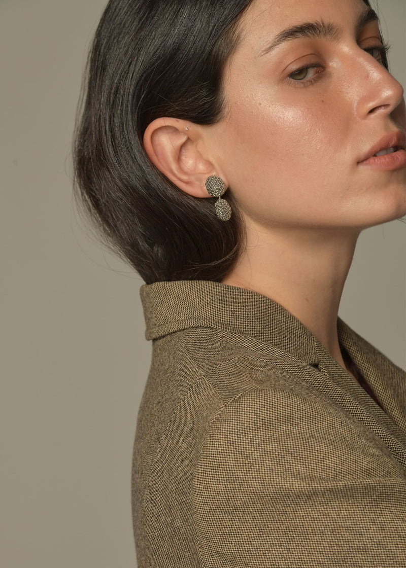 ARETES DOS HUTA TAWARI PLATINO