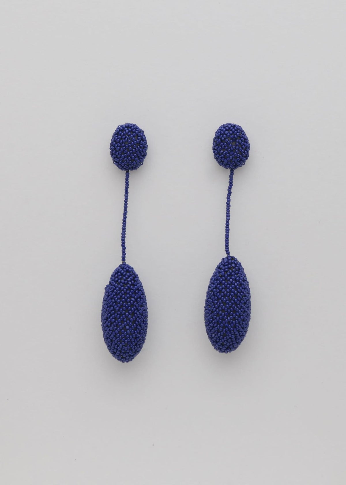 ARETES COLGANTES TAWARI AZUL REY OSCURO
