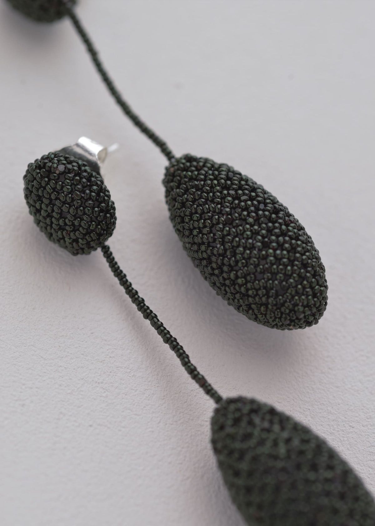 ARETES COLGANTES TAWARI VERDE PETROLEO