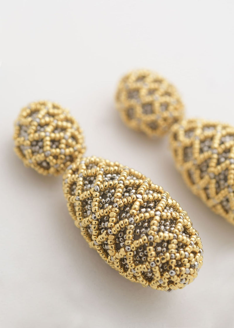ARETES UKAI TAWARI ORO PLATINO