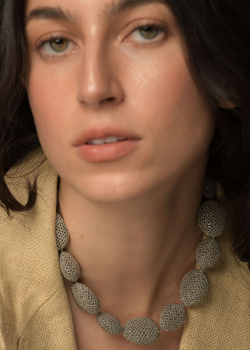 COLLAR TAWARI PLATINO