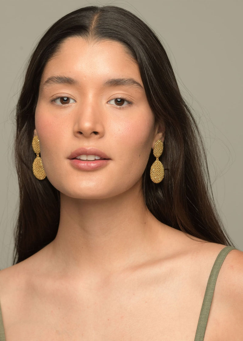 ARETES DOS TAWARI ORO