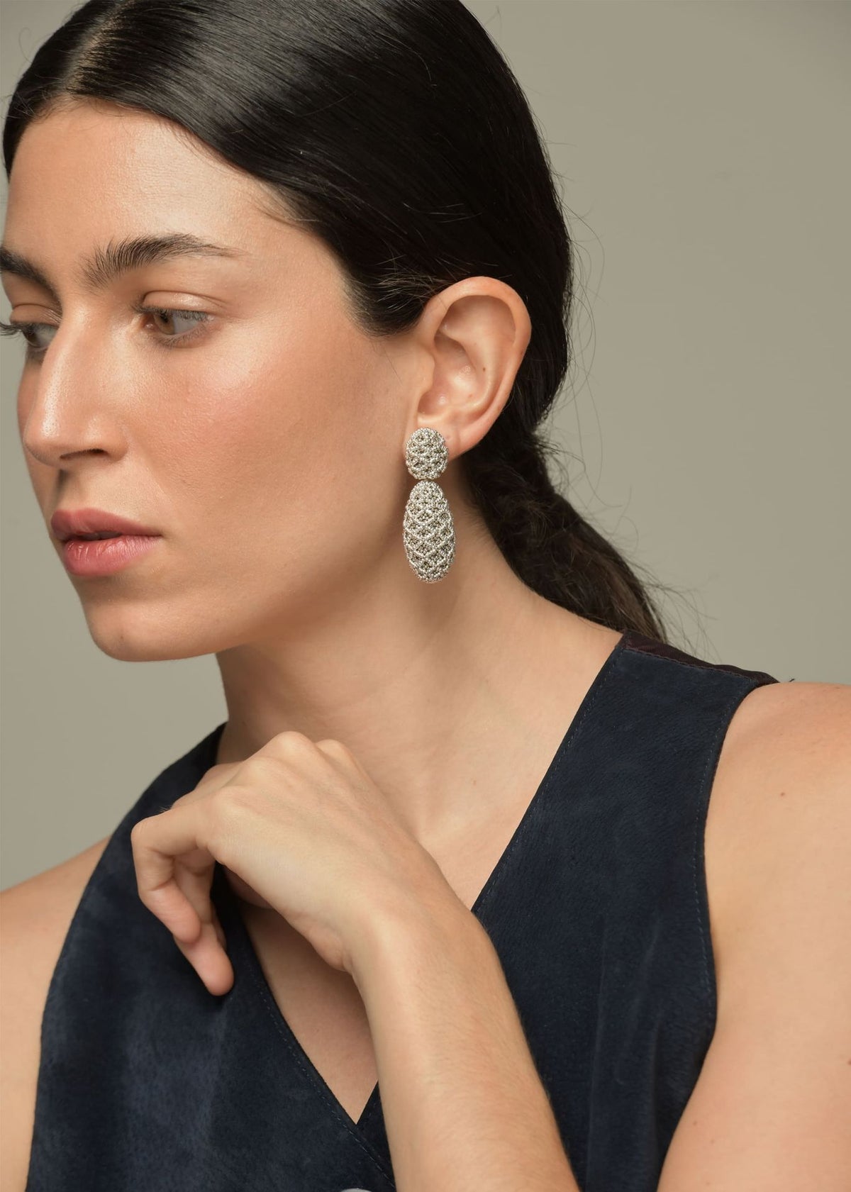 ARETES UKAI TAWARI PLATA PLATINO