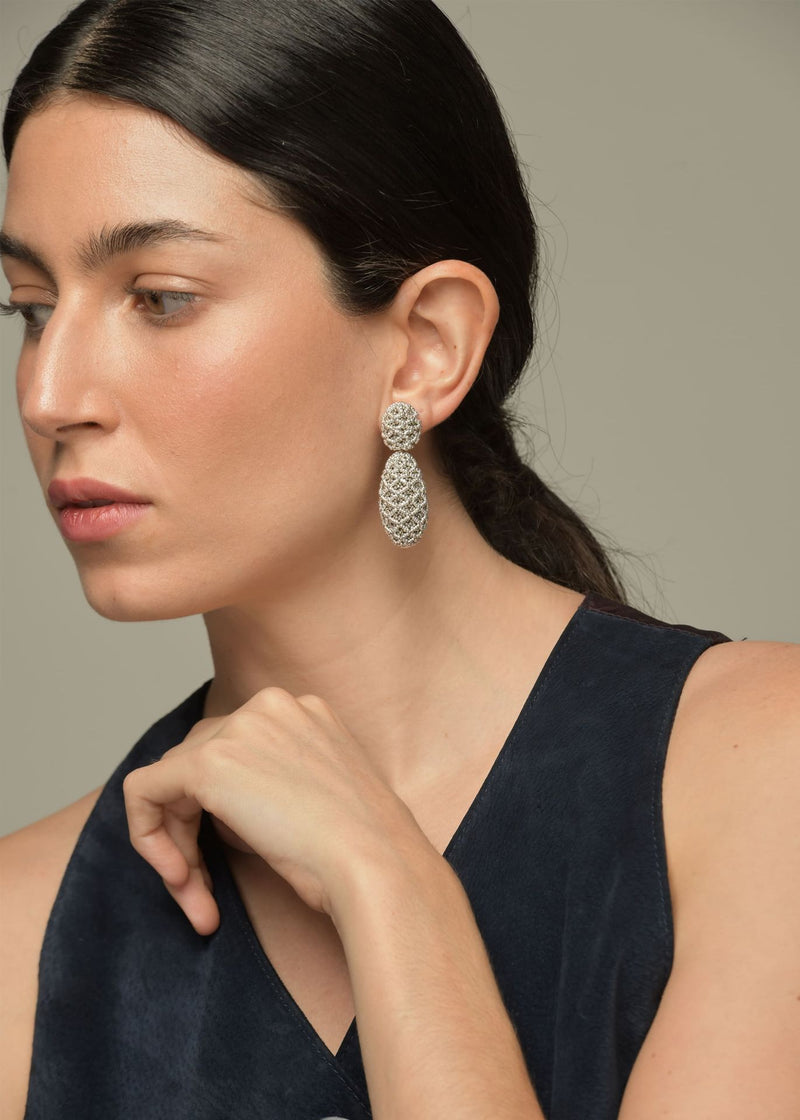 ARETES UKAI TAWARI PLATA PLATINO