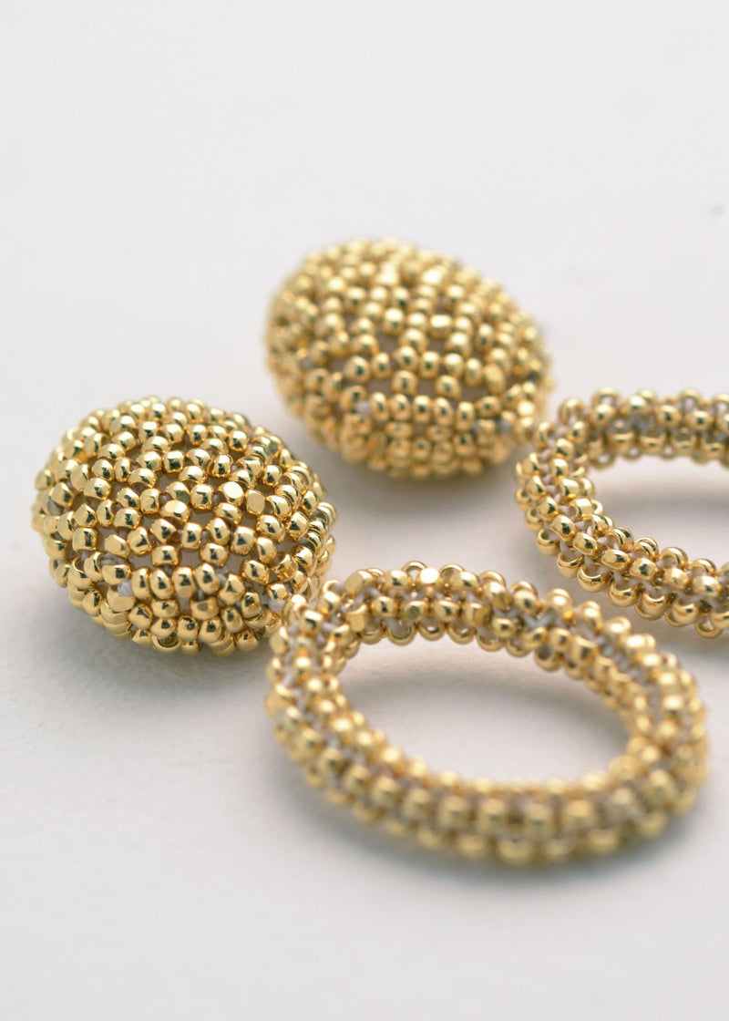 ARETES UN ARO TAWARI ORO