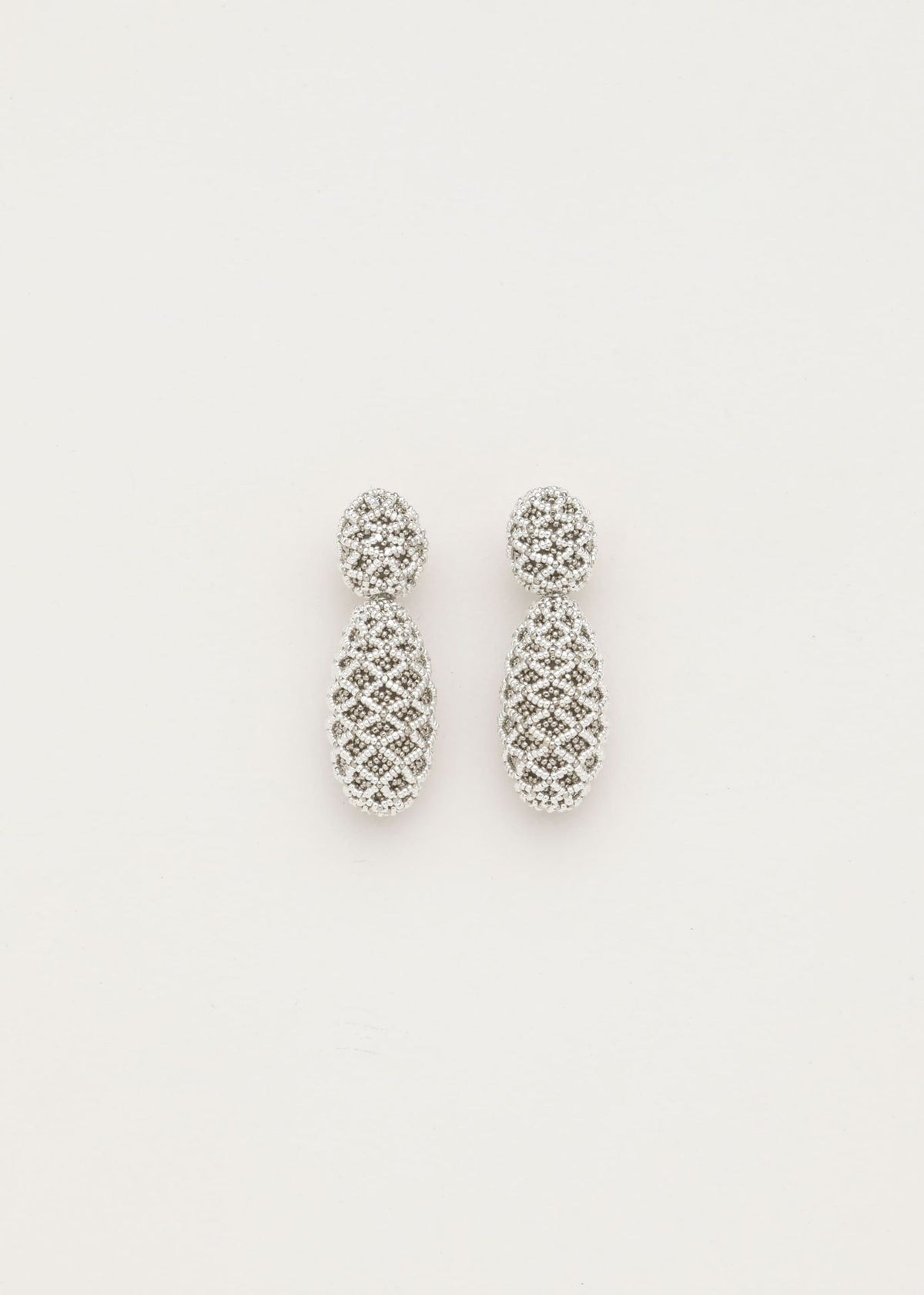 ARETES UKAI TAWARI PLATA PLATINO