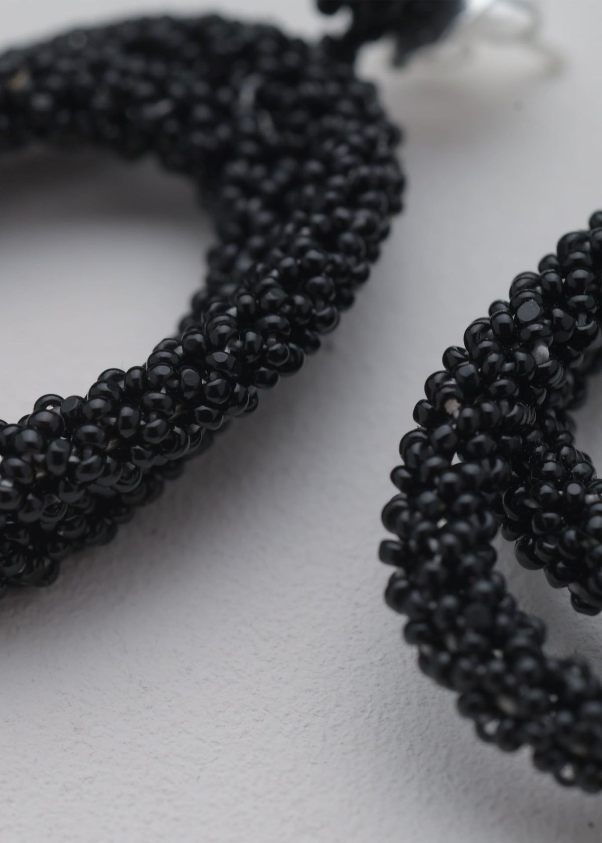 ARETES ITSARI HAIKURI NEGRO
